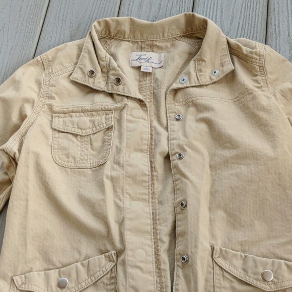 Levi's Jacket - Picture 3 of 8